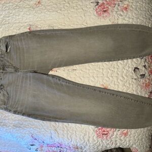 American Eagle Outfitters High-Rise Jeans - Faded Gray